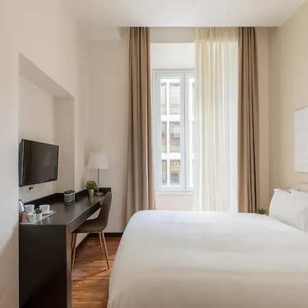 Opera Dreams Hotel 2*