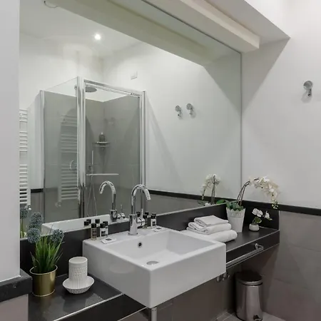 Opera Dreams Ξενοδοχείο 2*